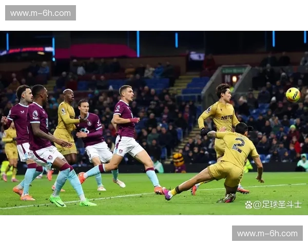 水晶宫2-0领先遭伯恩利逆转 帕克球队展现保级韧性